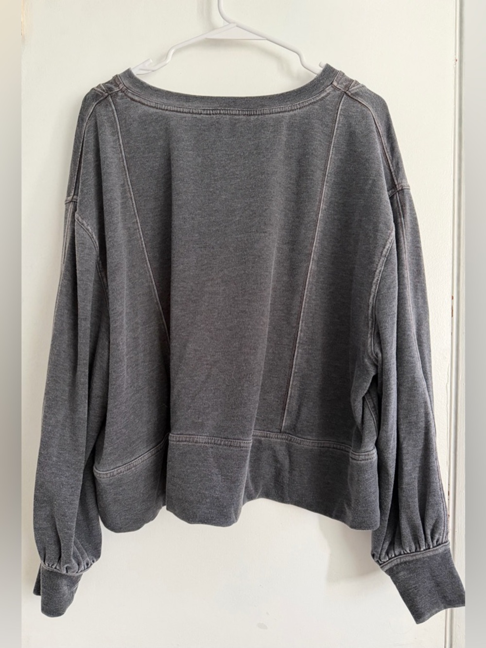 Free People Intimately Don't Wait Up Pullover Balloon Sleeve Charcoal Gray XS - Picture 5 of 8